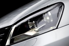 2009款 2.0L 自动 尊享型