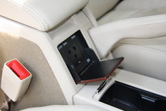 2009款 2.0L 自动 尊享型