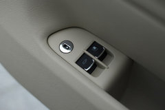 2009款 2.0L 自动 尊享型