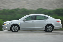 2009款 2.0L 自动 尊享型