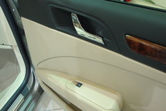 2009款 2.0L 自动 旗舰版