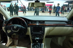 2009款 2.0L 自动 旗舰版