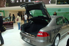 2009款 2.0L 自动 旗舰版