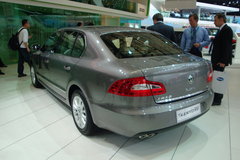 2009款 2.0L 自动 旗舰版