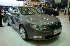 2009款 2.0L 自动 旗舰版