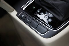 2009款 2.0L 自动 旗舰版