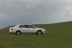 2009款 2.0L 自动 旗舰版