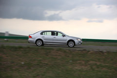 2009款 2.0L 自动 旗舰版