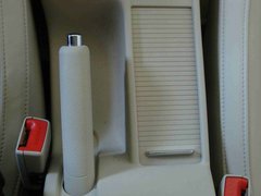 2009款 2.0L 自动 旗舰版