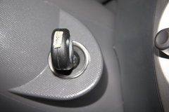 2009款 1.0L 手动 豪华型