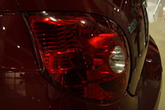 2009款 1.0L 手动 豪华型