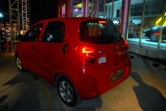 2009款 1.0L 手动 豪华型
