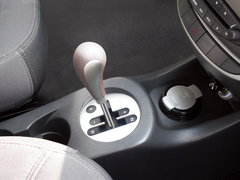 2009款 1.0L 手动 豪华型