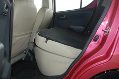 2009款 1.0L 自动 豪华型