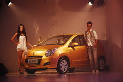 2009款 1.0L 自动 豪华型