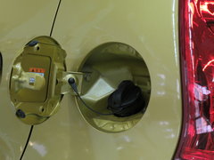 2009款 1.0L 自动 豪华型