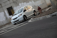 2009款 1.0L 自动 豪华型