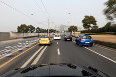 2009款 1.0L 自动 豪华型