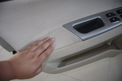 2010款 1.6 自动 舒适型