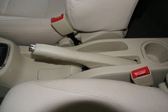 2009款 1.6L 自动 豪华型