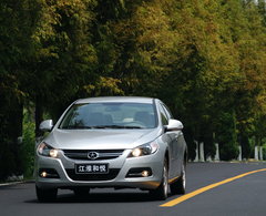 2010款 1.5 手动 标准型