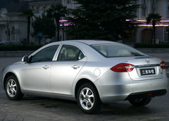 2010款 1.5 手动 标准型