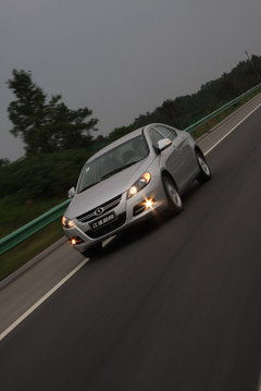 2010款 1.5 手动 标准型