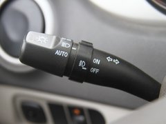 2010款 1.5 手动 标准型