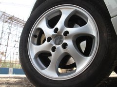 2010款 1.5 手动 标准型