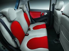 2011款 1.0 手动 舒适型