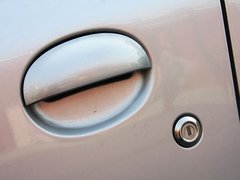 2011款 1.0 手动 舒适型