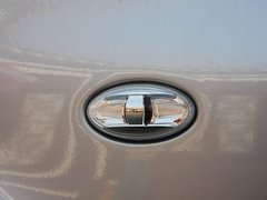 2011款 1.0 手动 舒适型