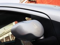 2011款 1.0 手动 舒适型