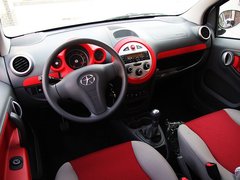 2011款 1.0 手动 舒适型