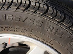 2011款 1.0 手动 舒适型