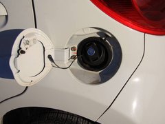 2011款 1.0 手动 舒适型