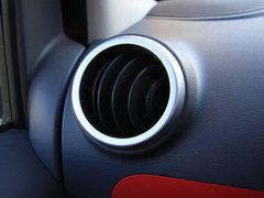 2011款 1.0 手动 舒适型