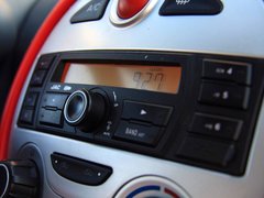 2011款 1.0 手动 舒适型