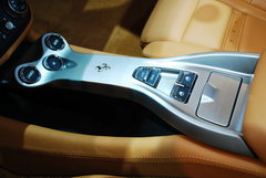 2009款 California 4.3L 