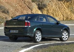 2004款 3.2L 自动 5座
