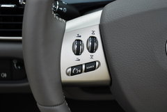 2009款 5.0 自動(dòng) V8機(jī)械增壓硬頂跑車
