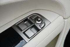 2009款 5.0 自动 V8机械增压硬顶跑车