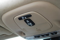 2009款 5.0 自动 V8机械增压硬顶跑车