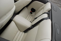 2009款 5.0 自动 V8机械增压硬顶跑车