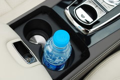2009款 5.0 自动 V8机械增压硬顶跑车