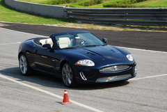 2009款 5.0 自动 V8机械增压硬顶跑车