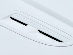 2009款 5.0 自动 V8机械增压硬顶跑车