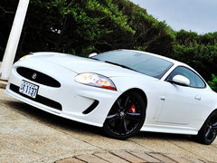 2009款 5.0 自动 V8机械增压硬顶跑车