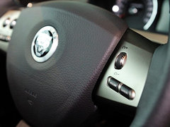 2009款 5.0 自动 V8机械增压硬顶跑车