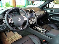 2009款 5.0 自动 V8机械增压硬顶跑车
